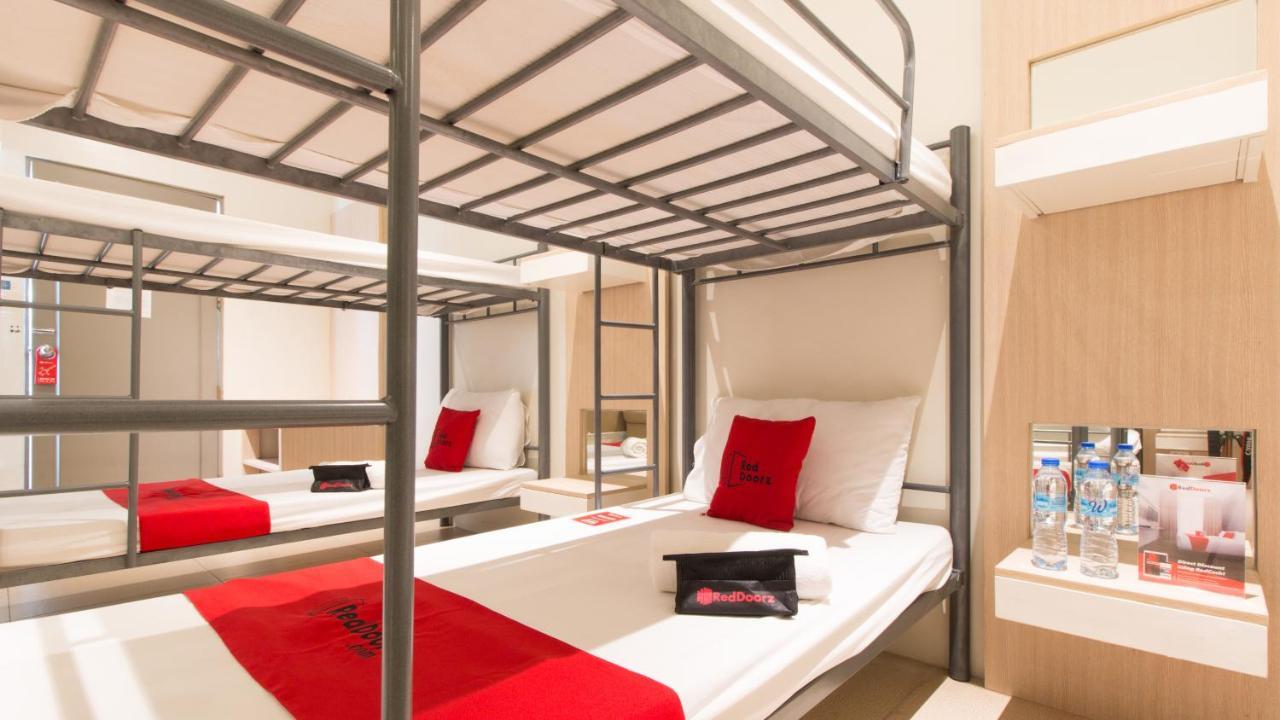 Reddoorz @ General Segundo Avenue Laoag Hotell Eksteriør bilde