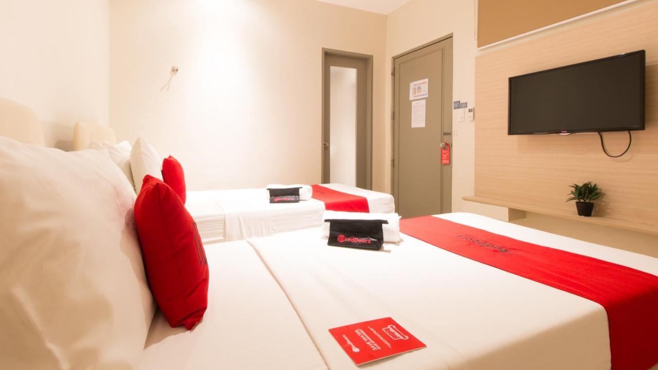 Reddoorz @ General Segundo Avenue Laoag Hotell Eksteriør bilde