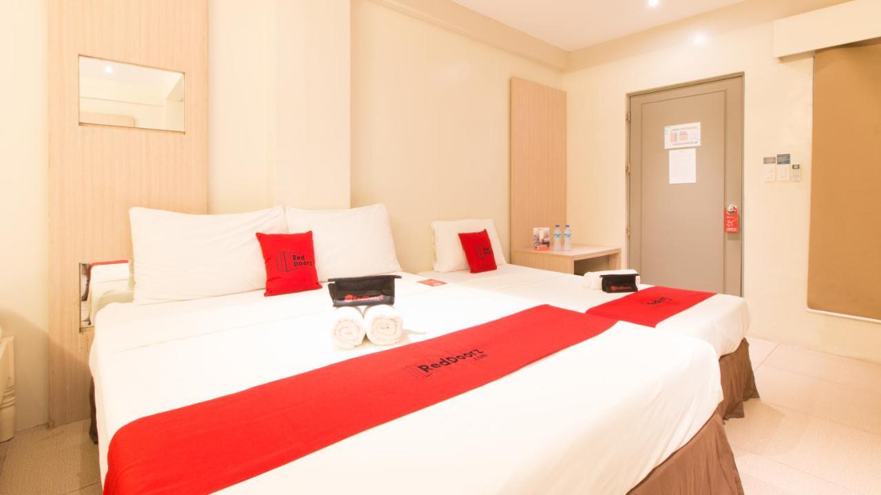 Reddoorz @ General Segundo Avenue Laoag Hotell Eksteriør bilde