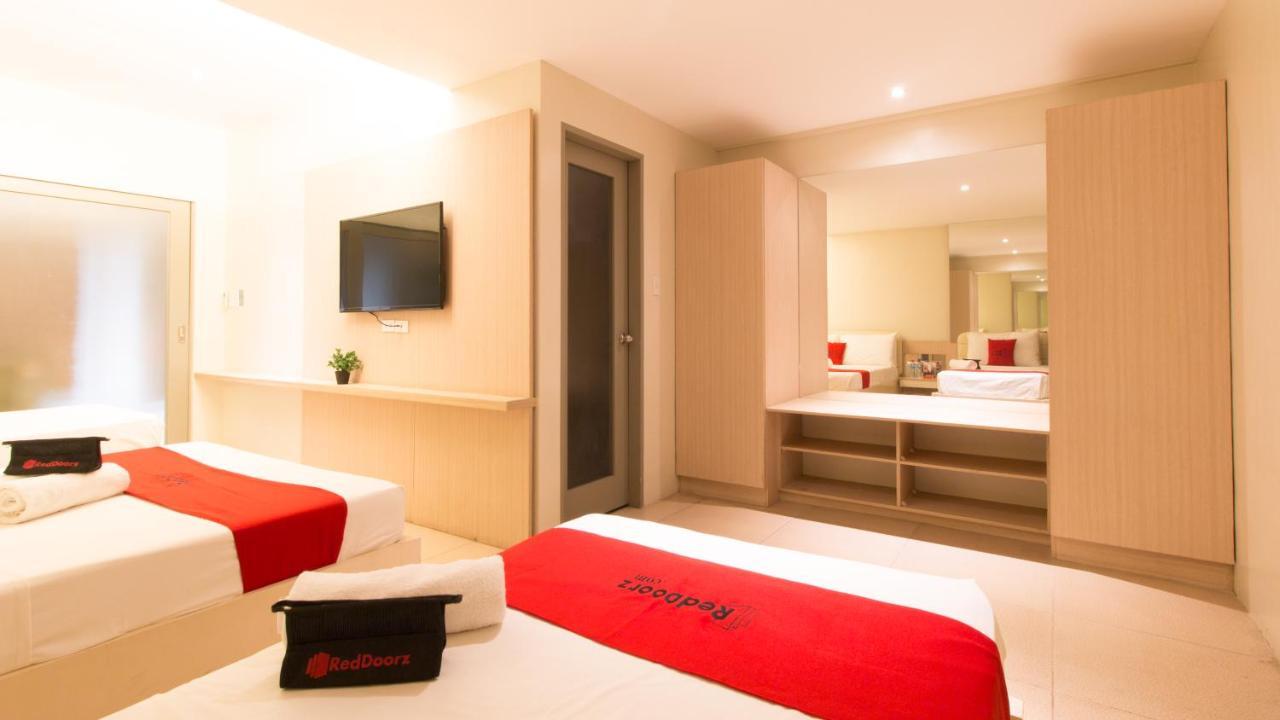 Reddoorz @ General Segundo Avenue Laoag Hotell Eksteriør bilde