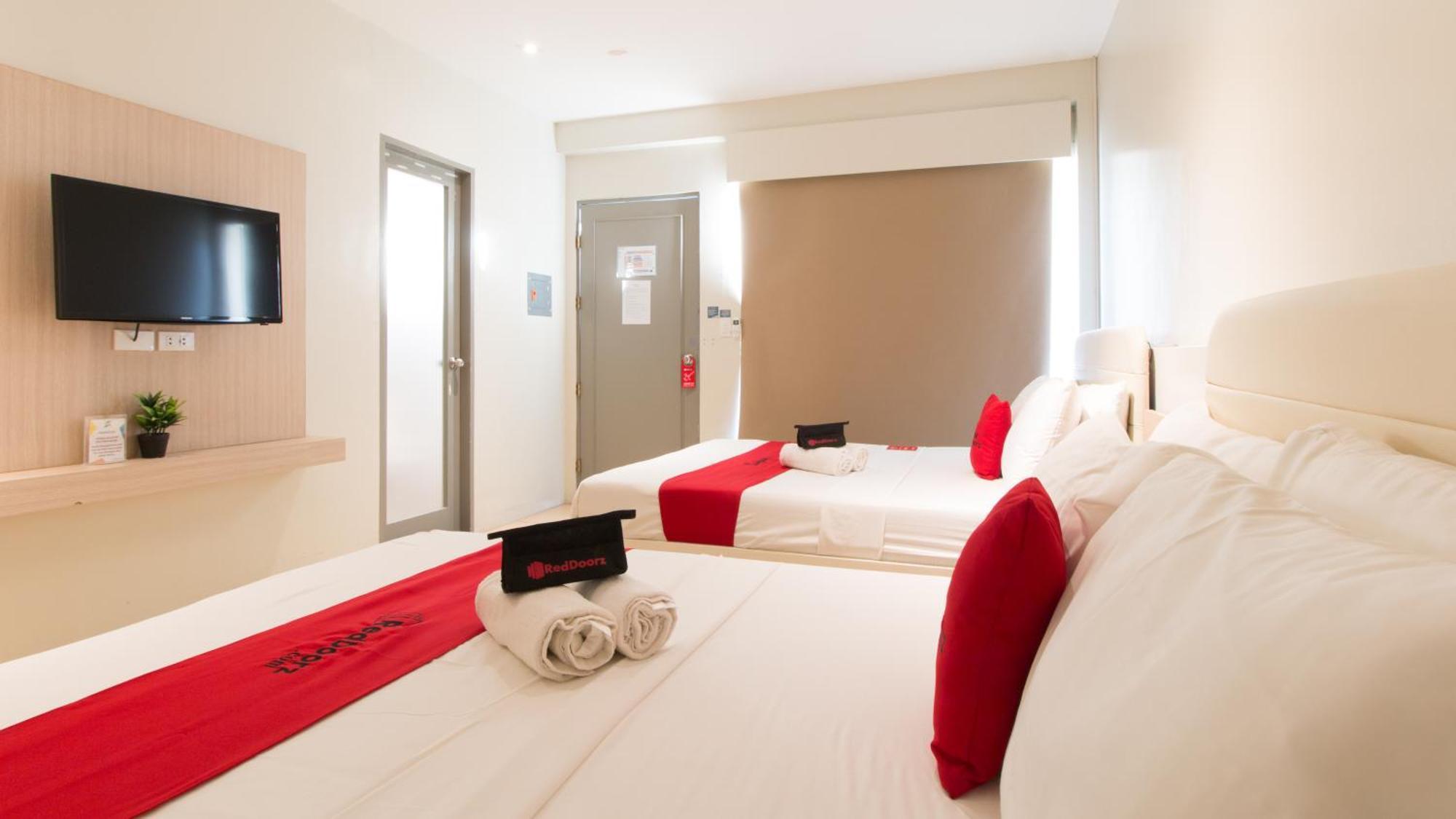 Reddoorz @ General Segundo Avenue Laoag Hotell Eksteriør bilde