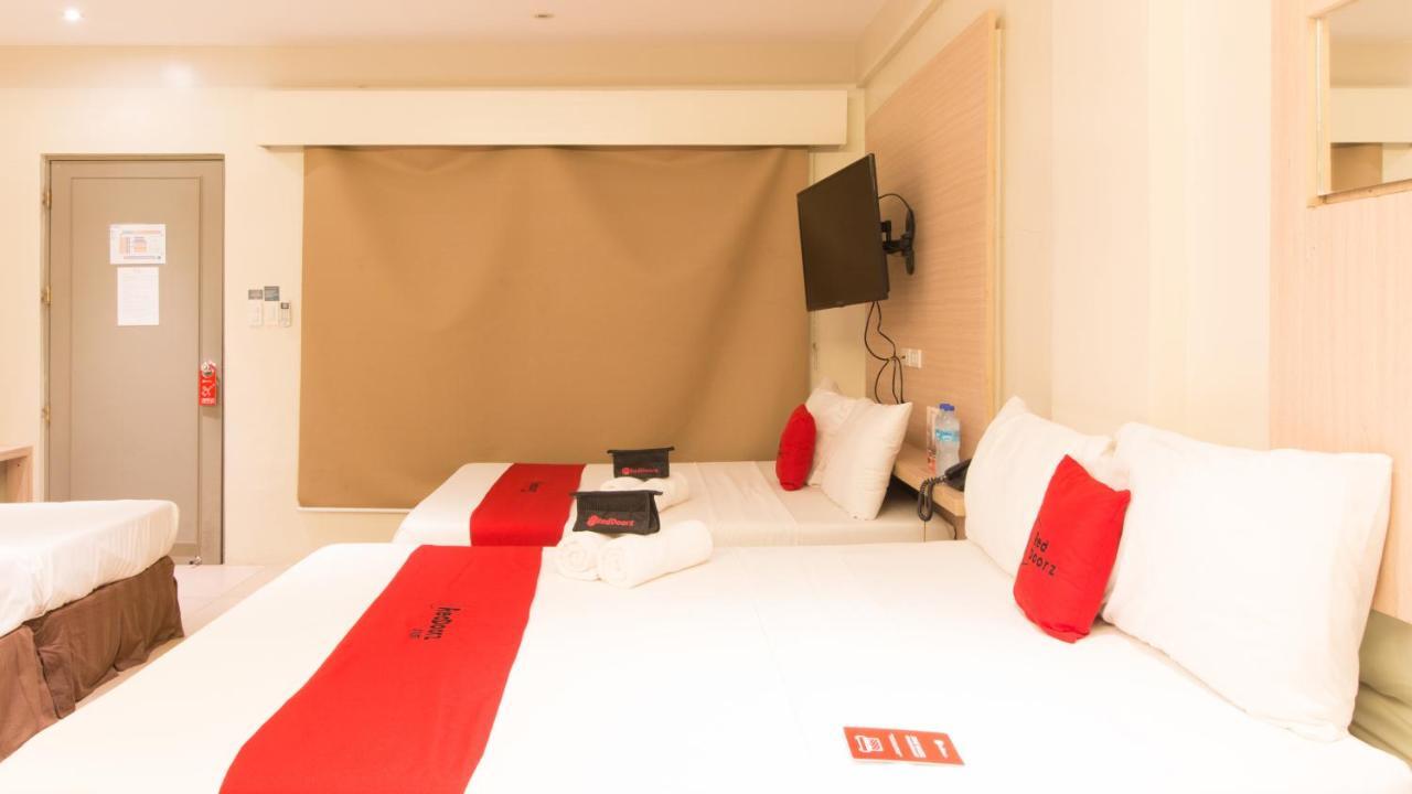 Reddoorz @ General Segundo Avenue Laoag Hotell Eksteriør bilde