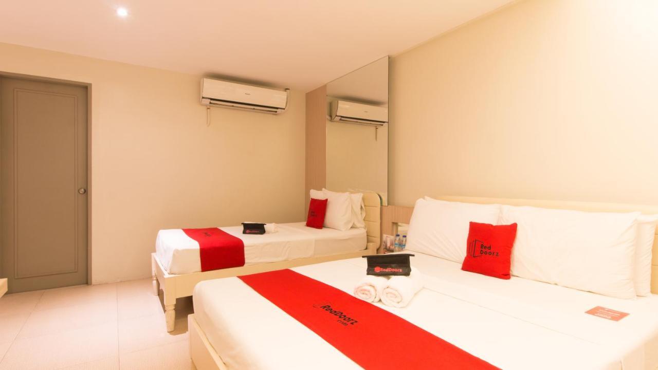 Reddoorz @ General Segundo Avenue Laoag Hotell Eksteriør bilde